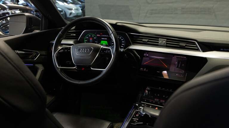 Audi e-tron