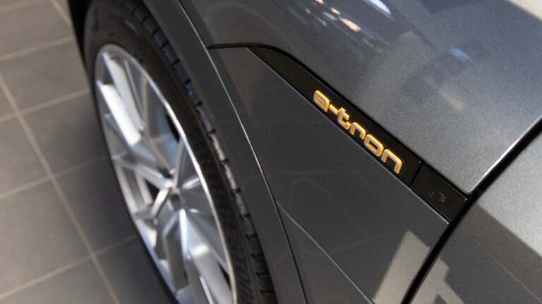 Audi e-tron