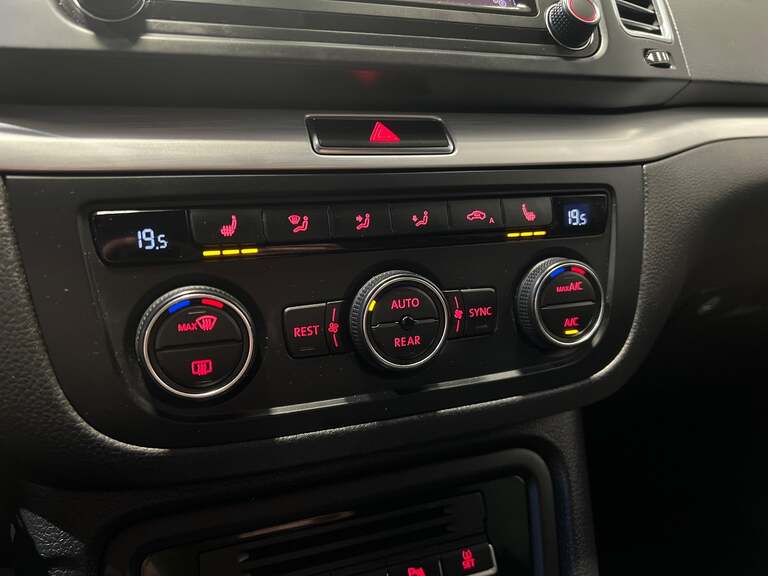 VW Sharan
