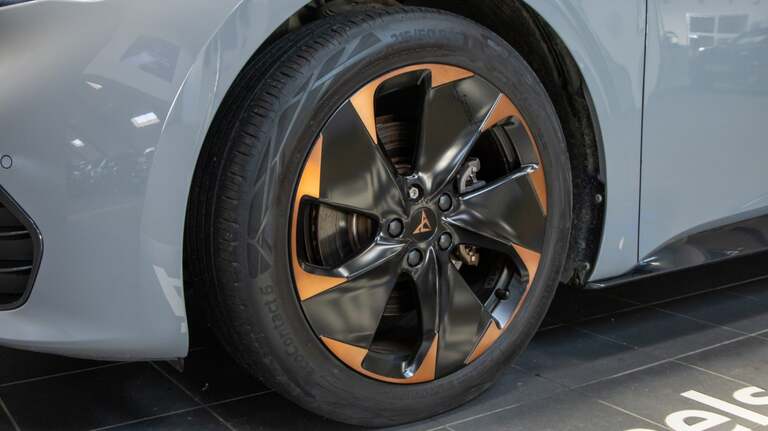 Cupra Born