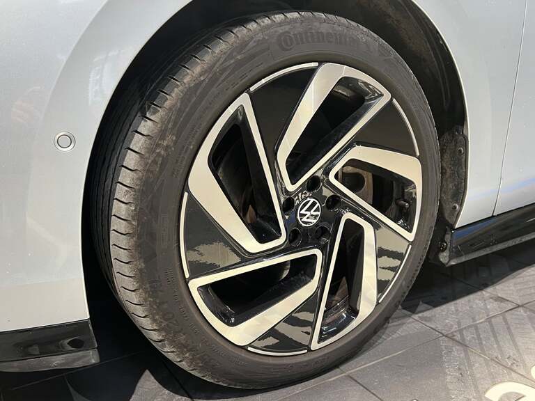 VW ID.7