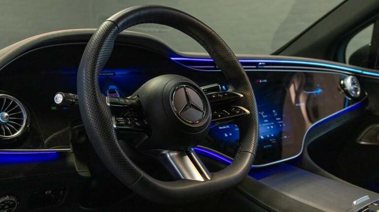 Mercedes EQE350+ SUV