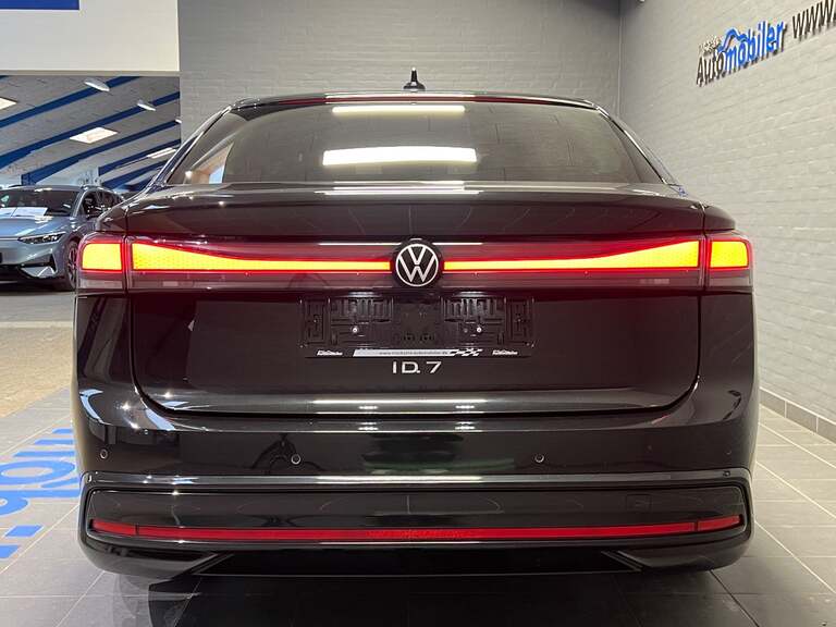 VW ID.7