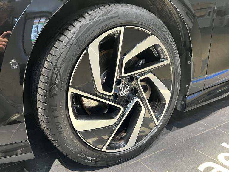 VW ID.7