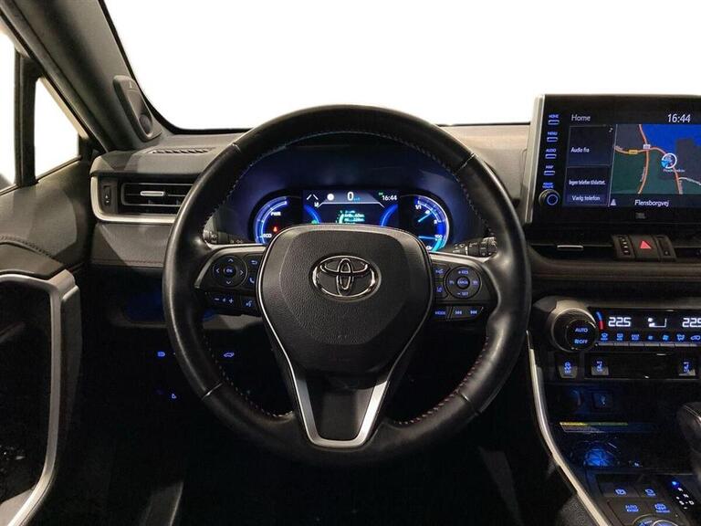 Toyota RAV4 Plug-in