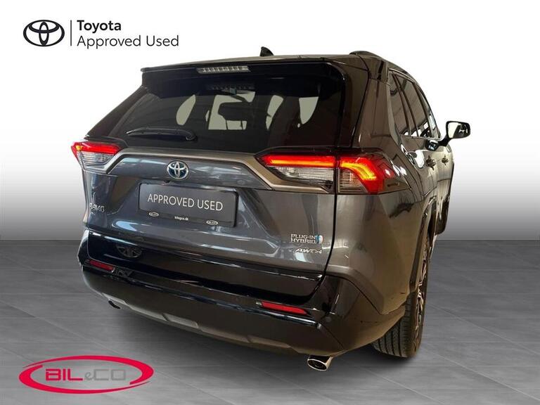 Toyota RAV4 Plug-in