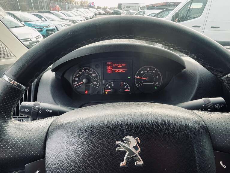 Peugeot Boxer 435