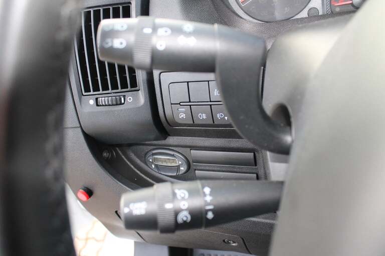 Peugeot Boxer 335
