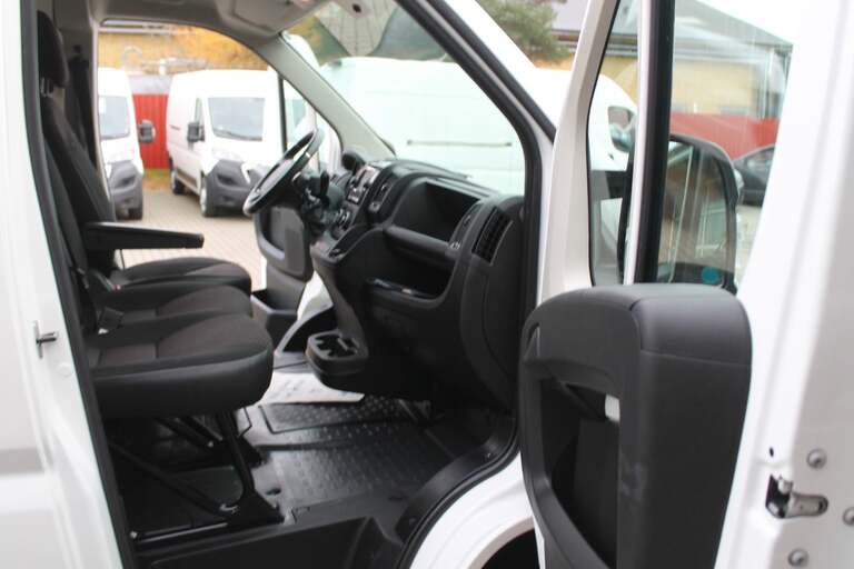 Peugeot Boxer 333