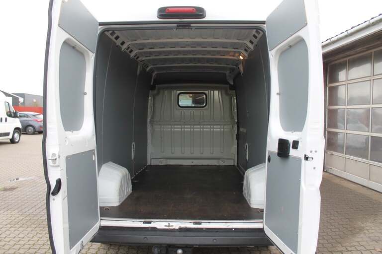 Peugeot Boxer 333