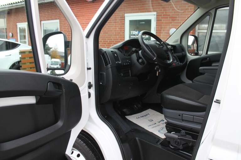 Peugeot Boxer 333