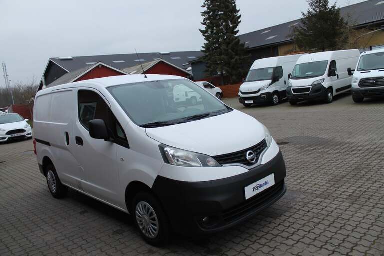 Nissan NV200