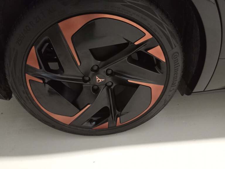 Cupra Tavascan