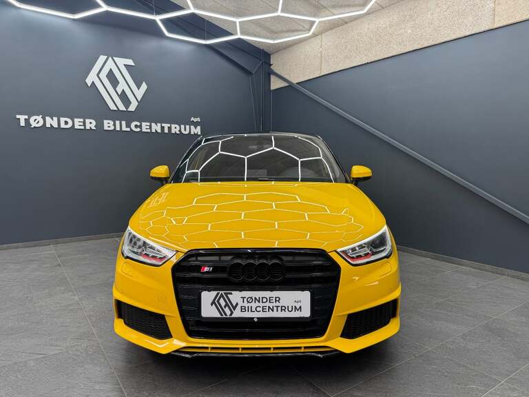 Audi S1