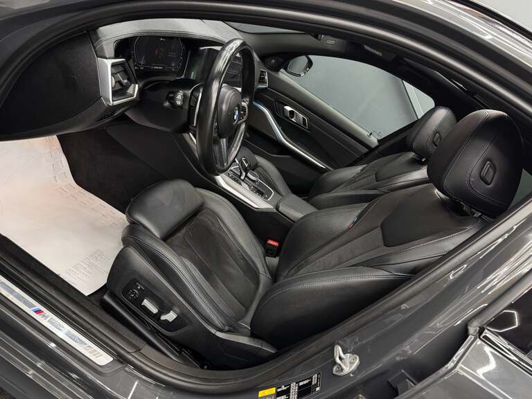 BMW 330e