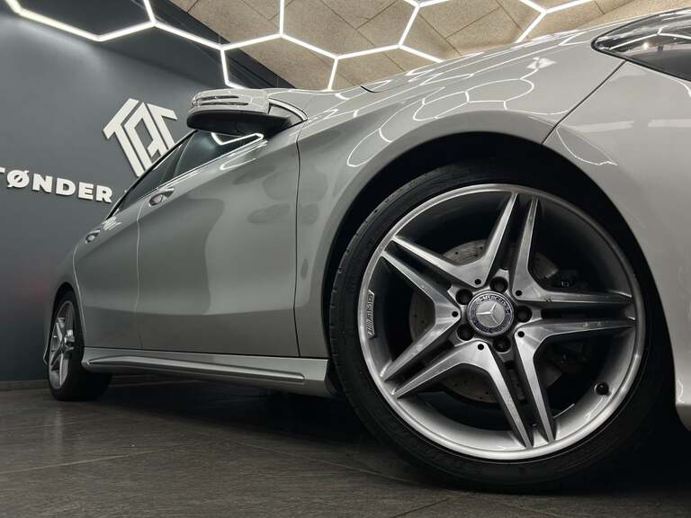 Mercedes CLA220