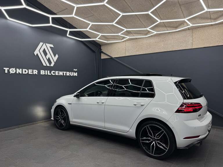 VW Golf VII