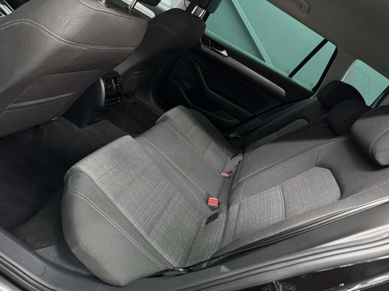 VW Passat