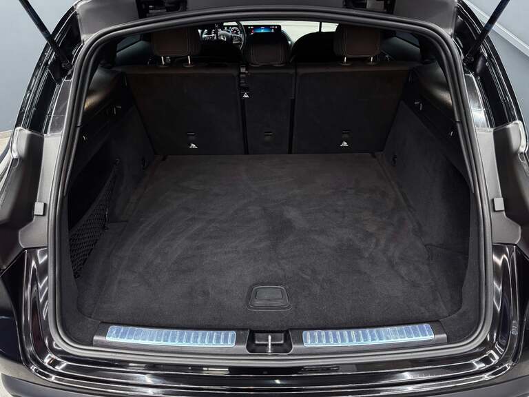 Mercedes EQC400