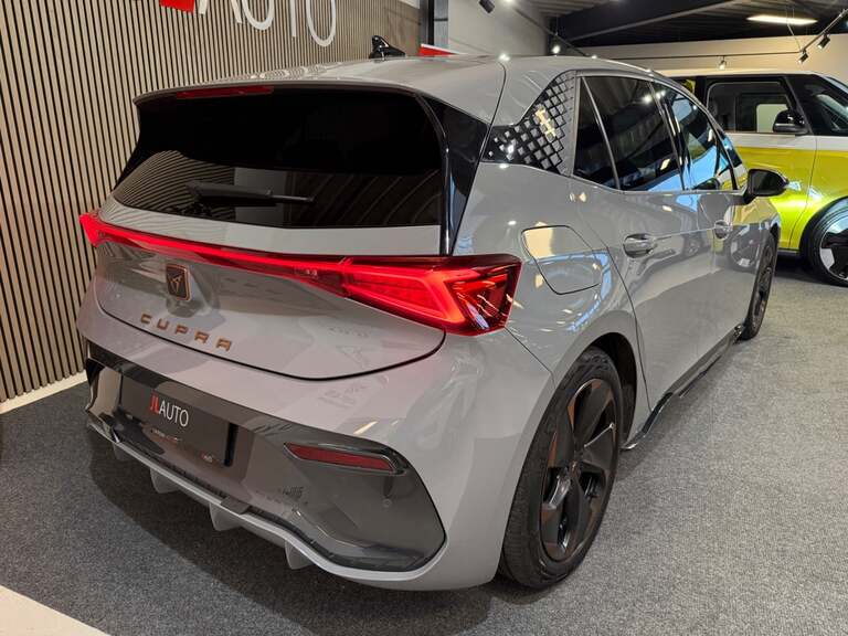 Cupra Born