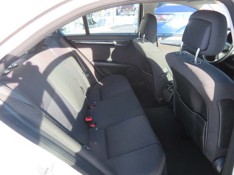 Mercedes C200