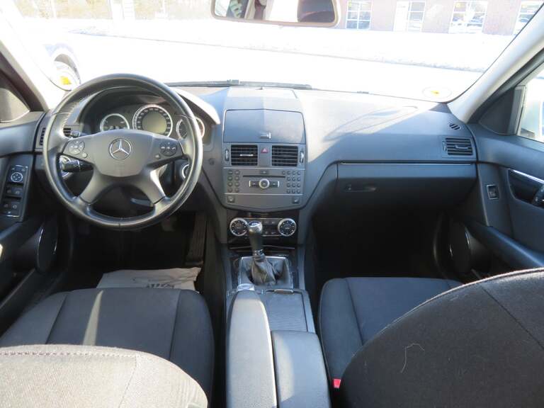 Mercedes C200