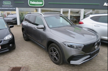 Mercedes EQB250+