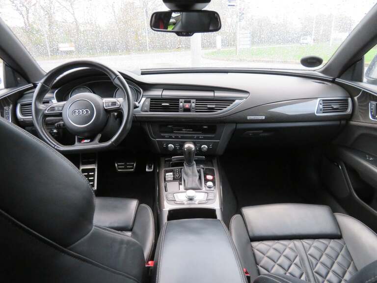 Audi S7