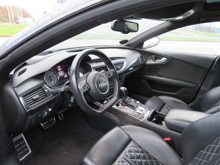 Audi S7