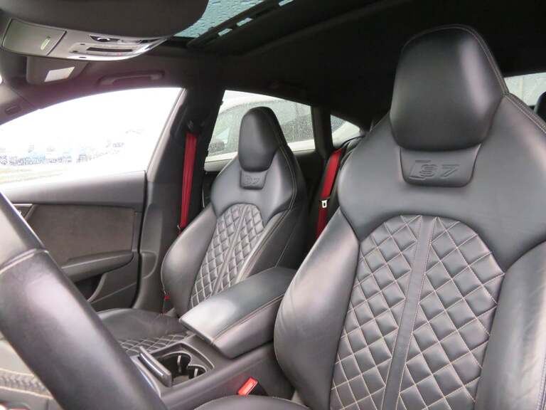 Audi S7