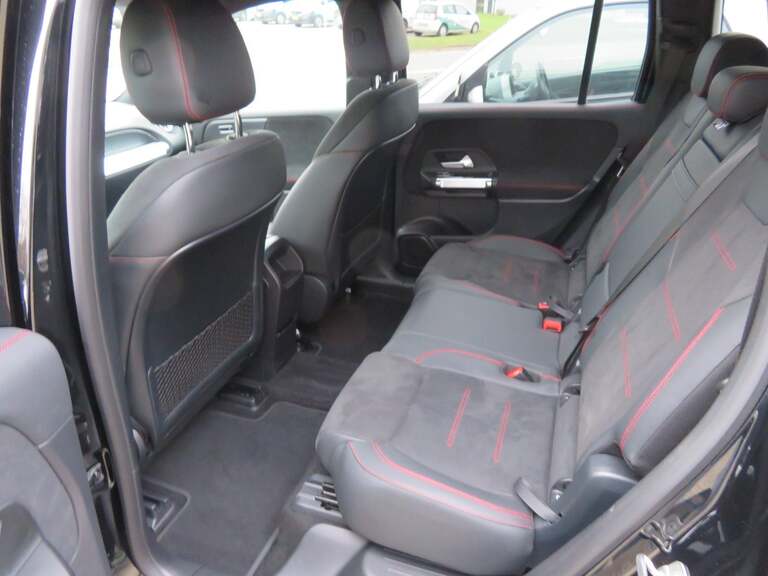 Mercedes EQB350