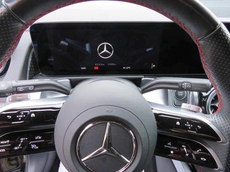 Mercedes EQB350