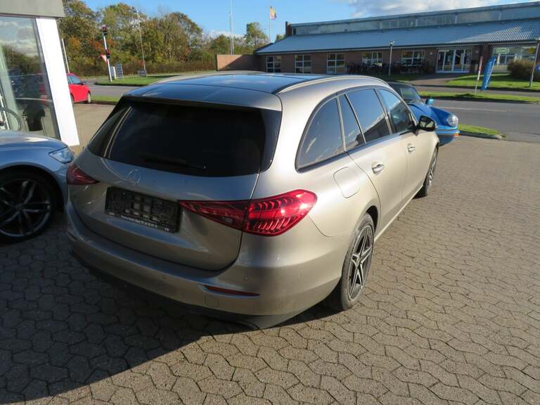 Mercedes C300 e