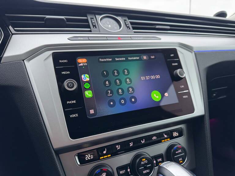VW Passat