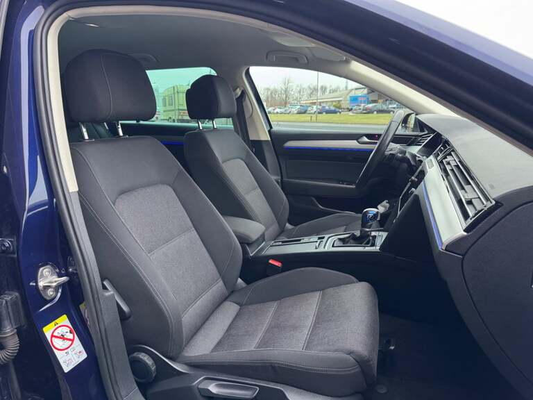 VW Passat