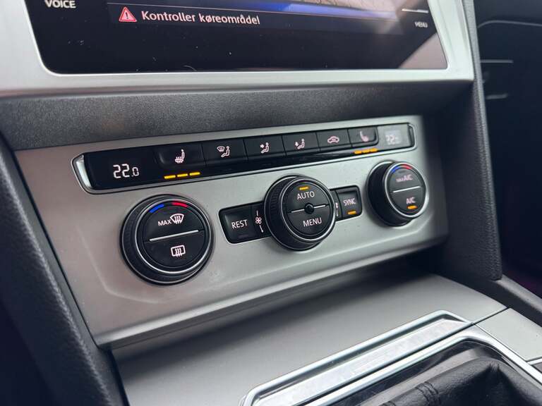 VW Passat