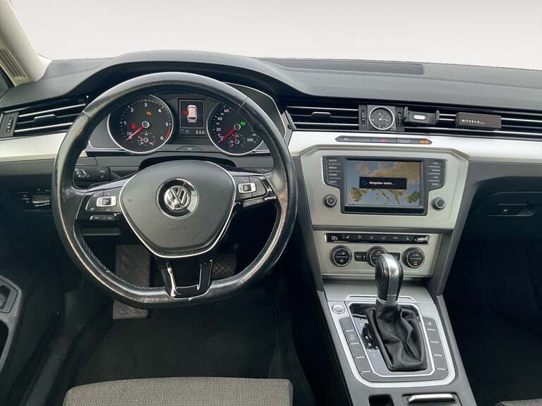 VW Passat