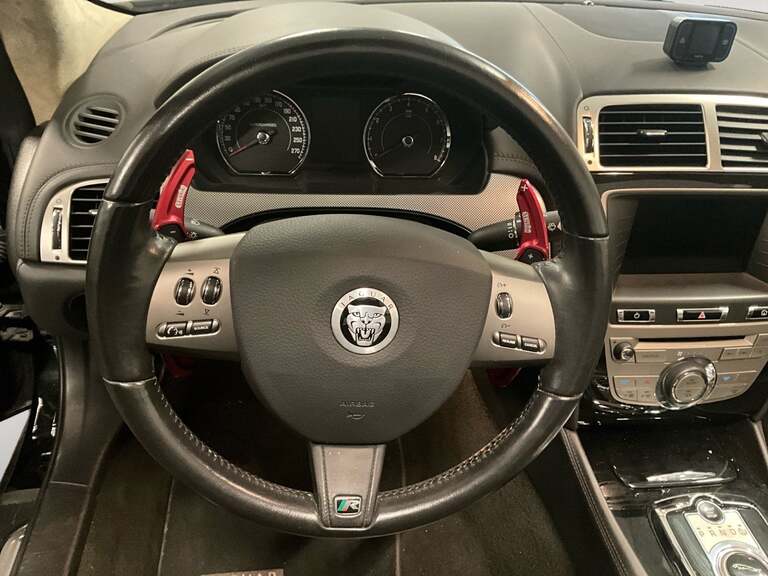 Jaguar XKR