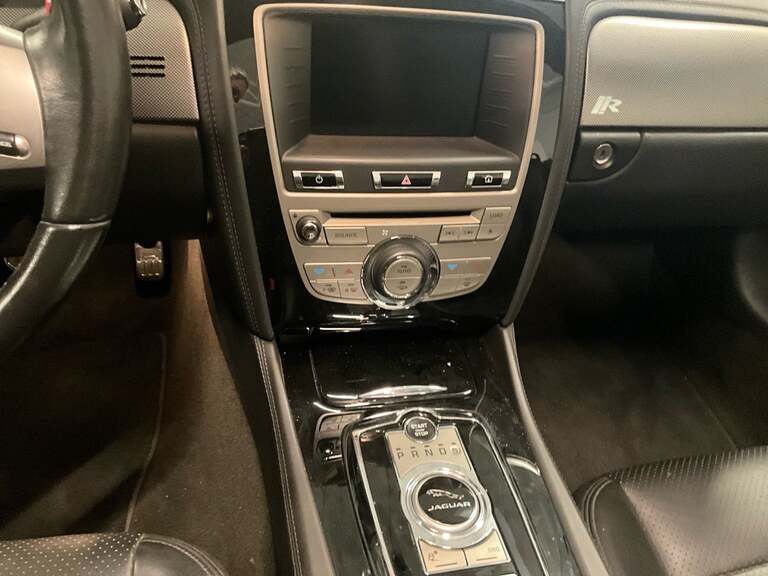 Jaguar XKR