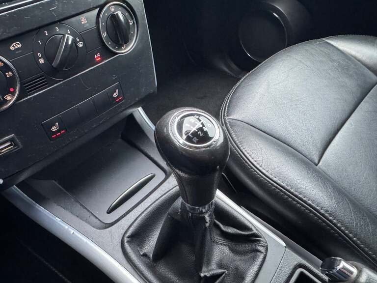 Mercedes B180