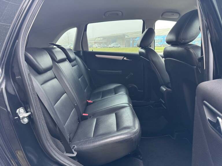 Mercedes B180