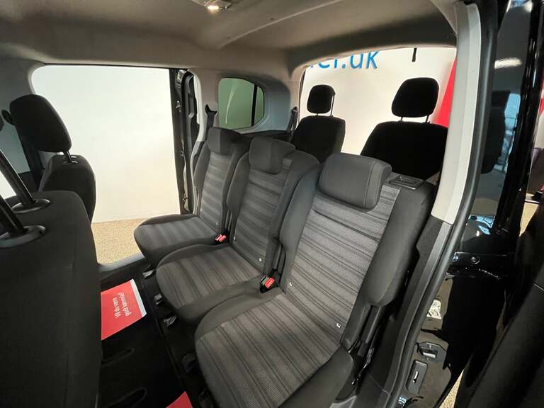 Opel Combo-e Life