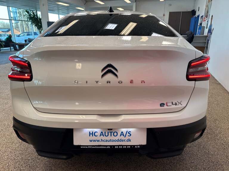 Citroën ë-C4 X