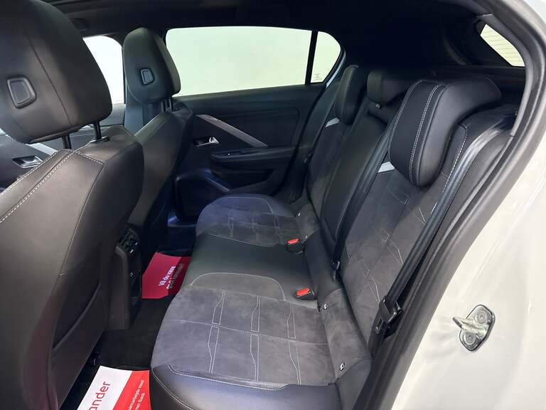 Opel Astra-e