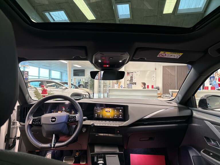 Opel Astra-e