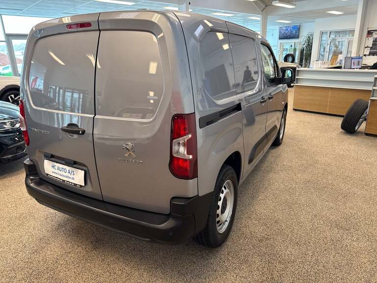 Peugeot e-Partner