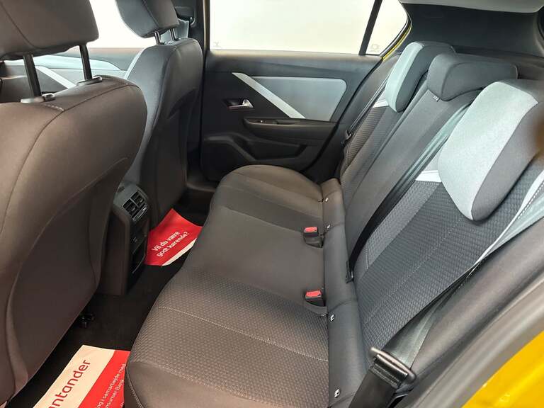 Opel Astra-e