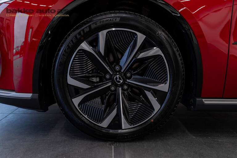 Mazda 6e