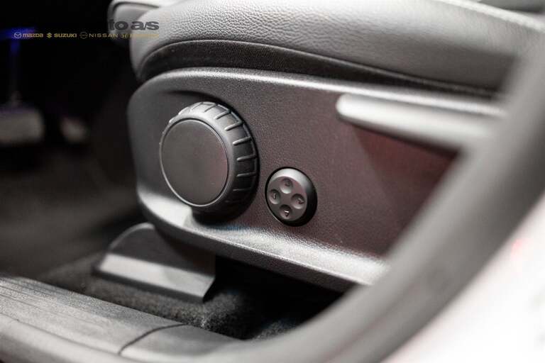 Mercedes EQA300