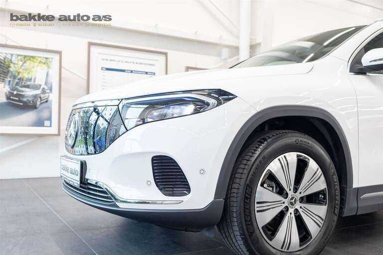 Mercedes EQA300